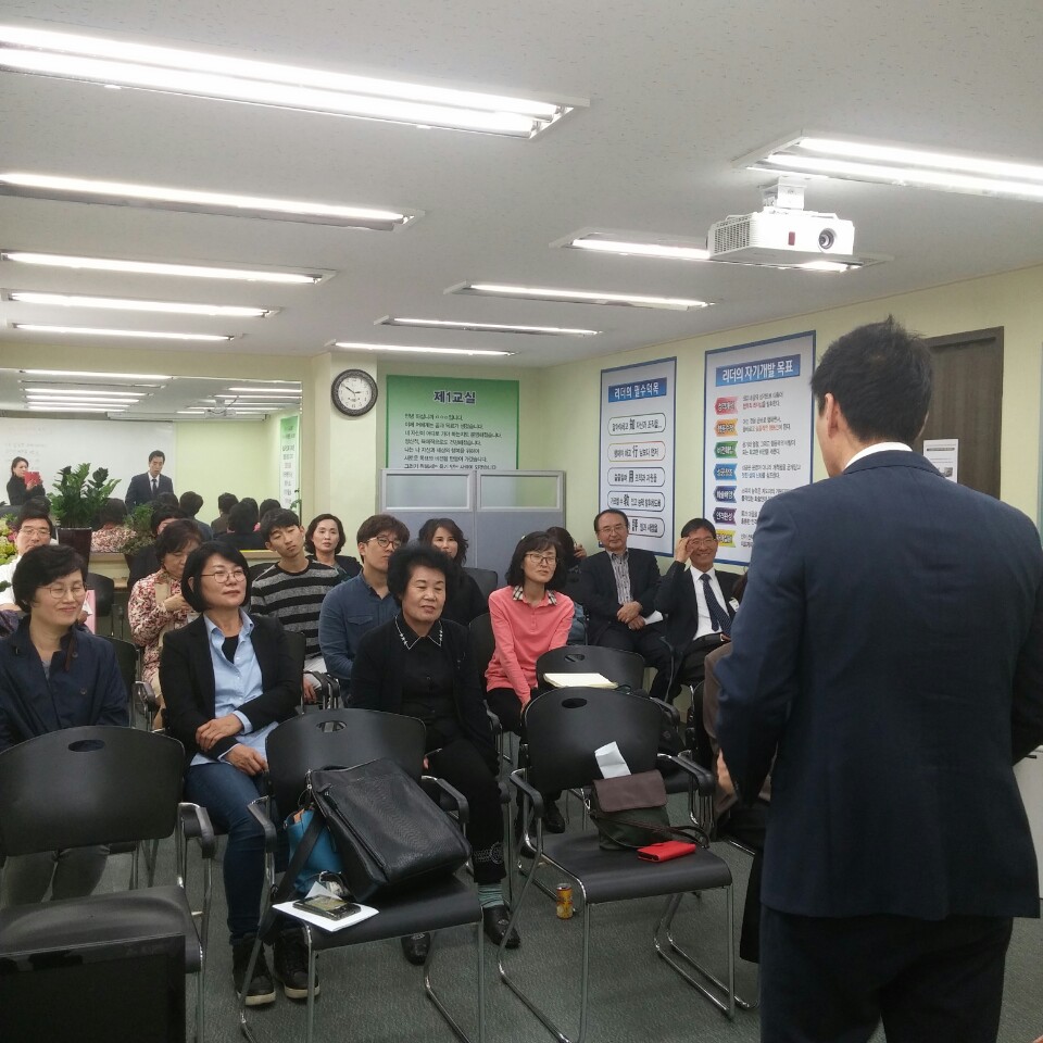 /user/s/shinsegaespeech/editor/2410/2a2422504e2eb5570a94377eeff5791e_1730184450_5834.jpg 이미지크게보기