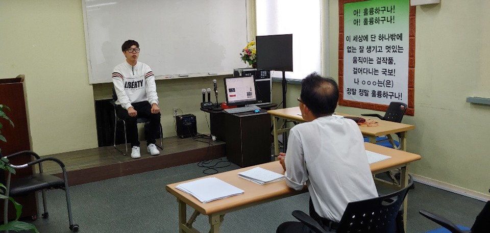 /user/s/shinsegaespeech/editor/2410/2a2422504e2eb5570a94377eeff5791e_1730185381_7141.jpg 이미지크게보기